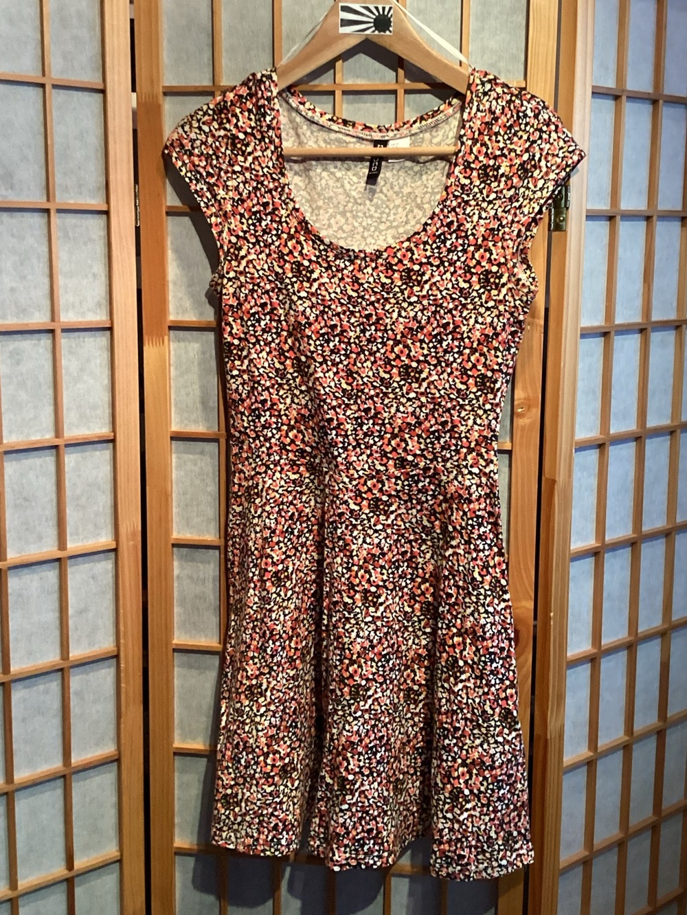Divided By H&M Cap-Sleeved Ditsy Floral Jersey Fit & Flare Skater Dress US 6